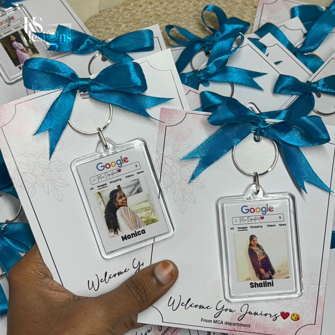 Freshers Bow Card with Customized Keychain Freshers Bow Card